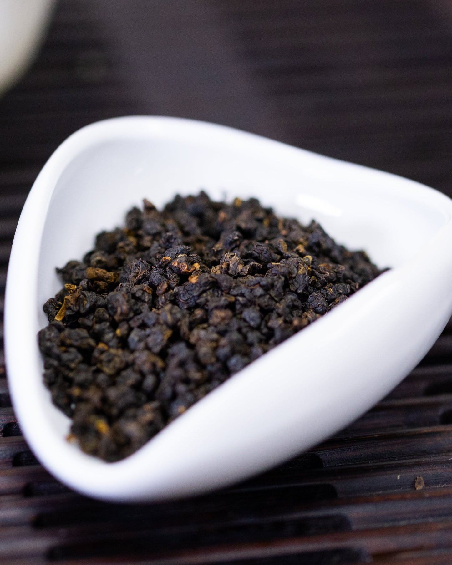 Charcoal roasted dark oolong