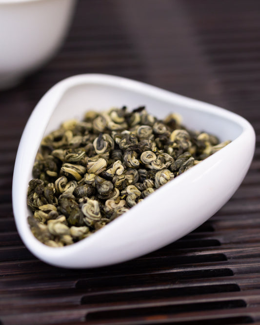 Early spring Bi Lo Chun ( a.k.a. Green snail)