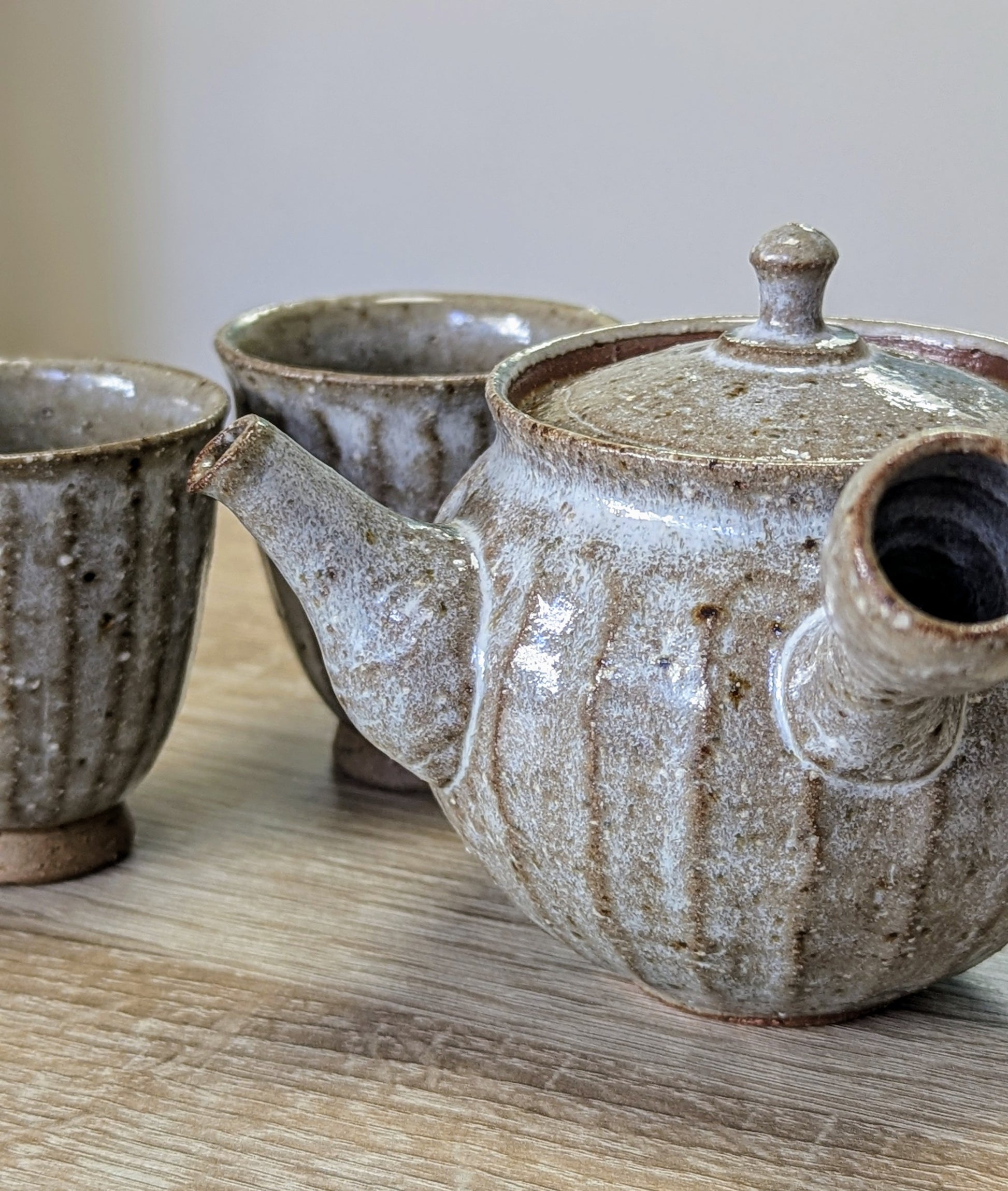 Tokoname teaset by Maekawa Junzo - Tea Topia