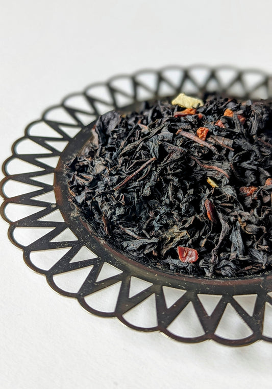 Black tea with Mango and Cranberry - Черен чай с манго и червена боровинка 